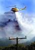 Stejným způsobem jsou zaměstnány i vrtulníky okrsku Ventura nad průsmykem Santa Susana... (otevře galerii do nového okna)